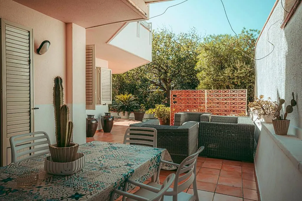 Apartment Sferracavallo Beach - Garden Villa Palermo
